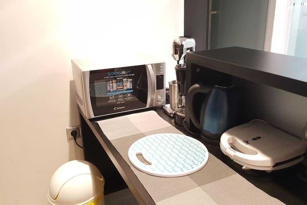 Modern Office Apartment.Wifi,2A/C,Luxury Fur/Tures Salonicco Esterno foto