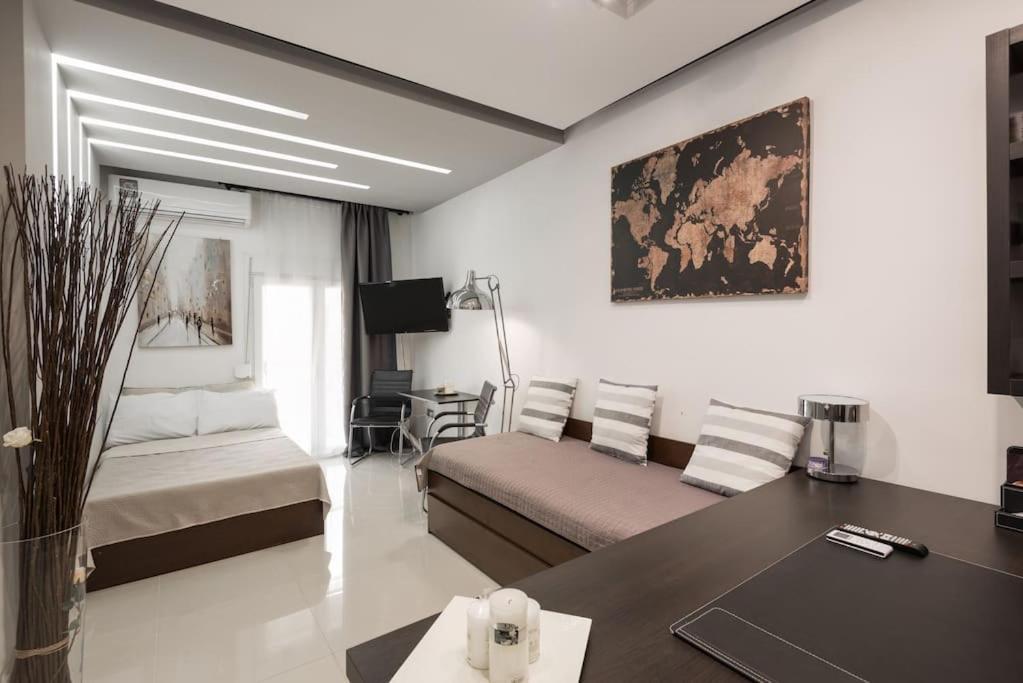 Modern Office Apartment.Wifi,2A/C,Luxury Fur/Tures Salonicco Esterno foto